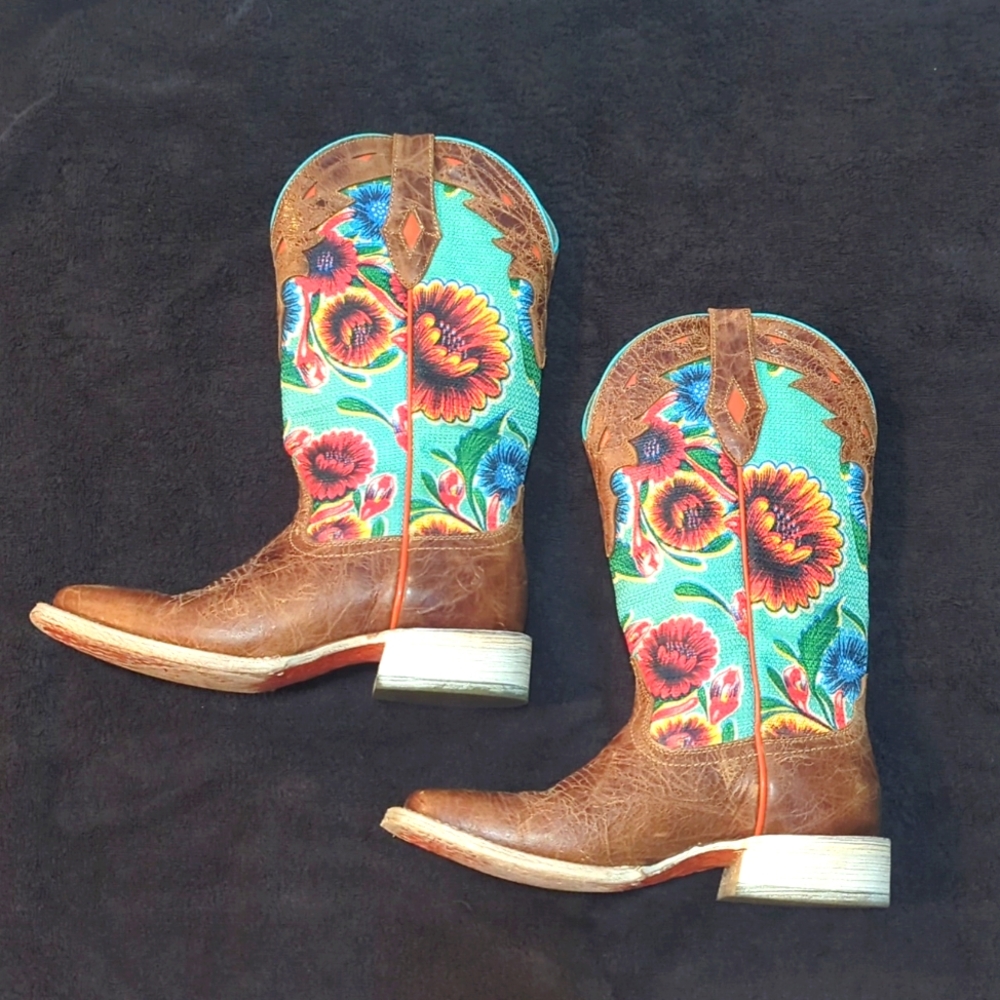 Ariat Circuit Champion Floral Square Toe Cowboy Boots - Picture 3 of 11